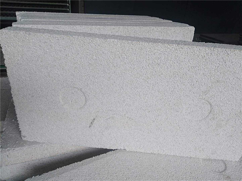 珍(zhēn)珠岩闆(pan)