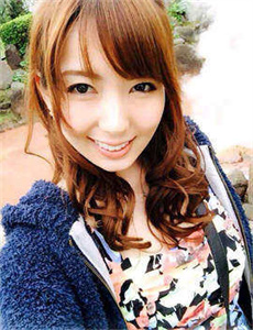 《最美情侣视频免费观看-爱乃娜美贴吧》